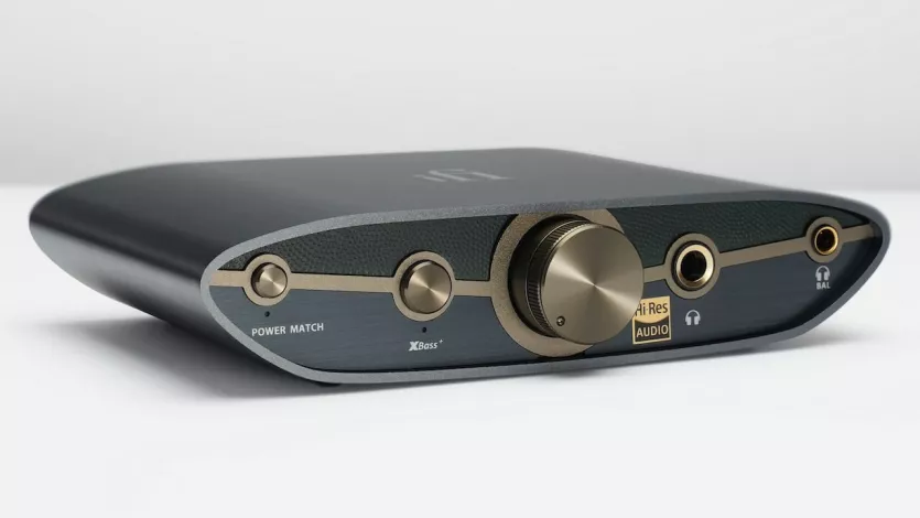 ifi-zen-dac-3-front-left-angle.jpg