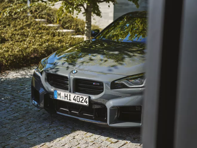 P90553555_highRes_the-new-bmw-m2-06-20.jpg