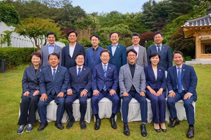 다모앙, 이재명 대통령 페이스북 이미지2